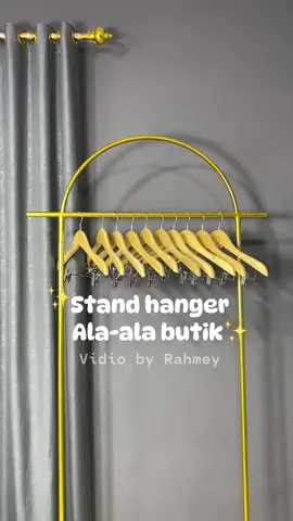 Stand hanger baju gold #standhanger #standhangerbaju #gantunganbaju #gantunganbajumurah #hangerbaju #peralatanrumahtangga 