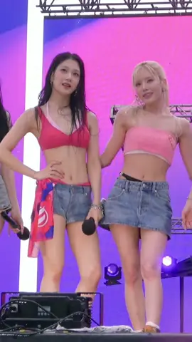 so GORGEOUS…fromis_9 the group that you are✨🫶🫶 #fromis_9 #프로미스나인 #flover #waterbomb [cr.프로미스9.1]