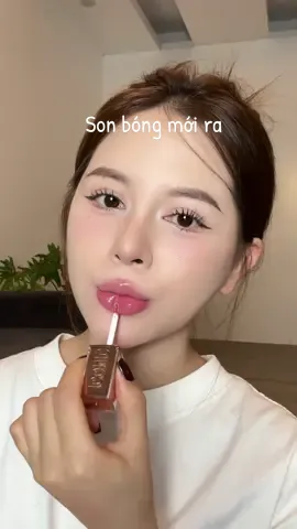 Bảng màu đẹp quá mn ơii 😻 màu sang dã man 🤤  #otwoo #otwoovn #lipgloss  @otwoo.beauty 