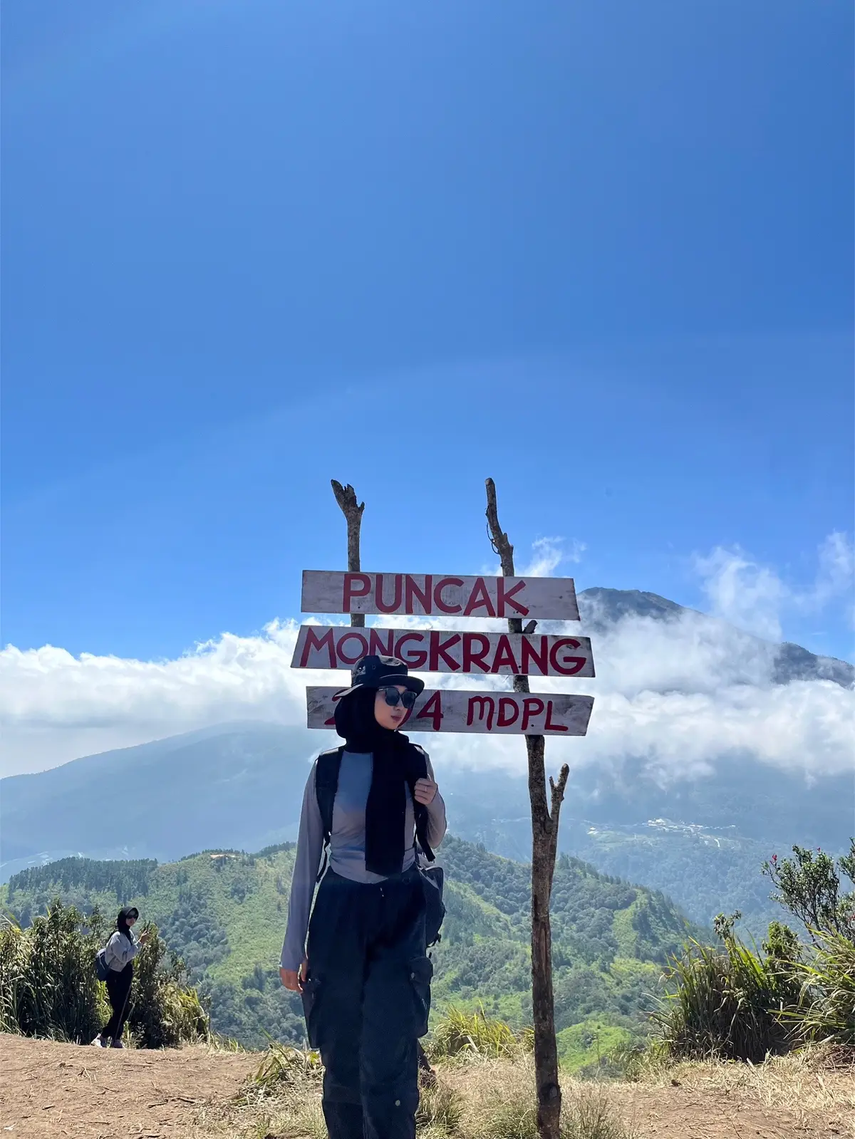 hobi rebahan tiba tiba fomo naik mongkrang🙏🏻 #mongkrang2194mdpl #mongkrang  #fyp 