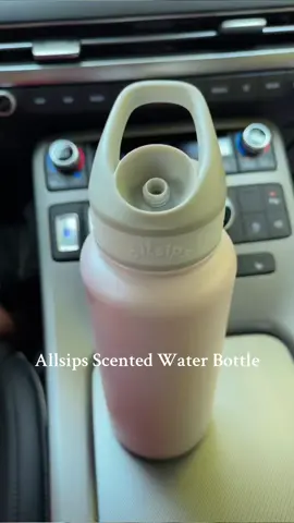Friendly reminder to drink your water✌🏻@allsips #allsipspartner #ScentSips #drinkwater #waterbottle #scented #healthy #hydrate #busymom #healthygirlsummer #h2o #happymonday #hydrated 