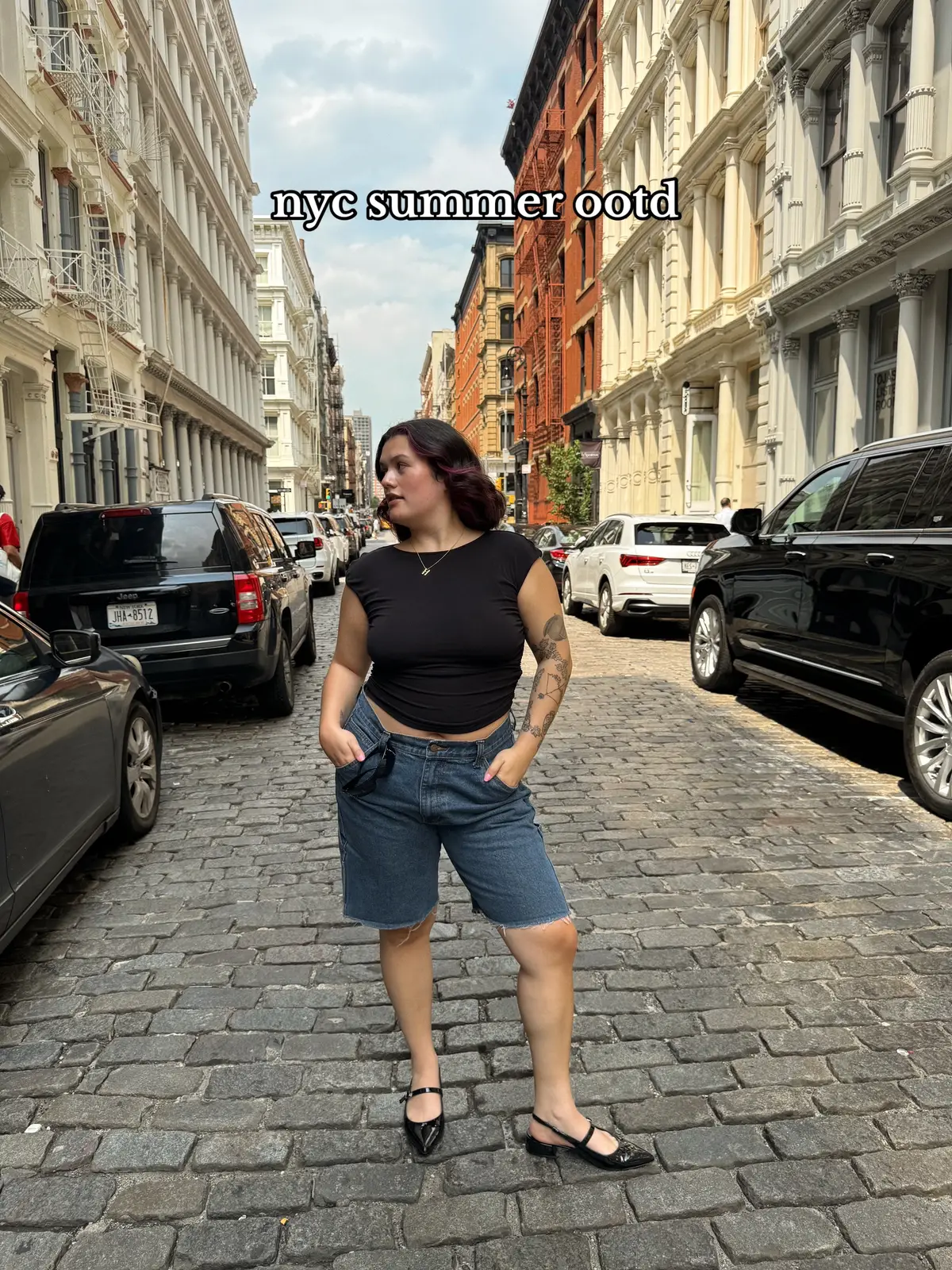 im obsessed with these jorts i thrifted and they fit me perfectly. Summer uniform for the next few weeks i fear #sohonyc #nyc #summerootd #nycoutfits 