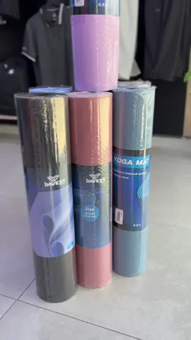 Nouveau arrivage tapis de yoga  Prix : 3400 DA Prix double face : 3800 DA Livraison disponible  ——— #joggersportswear #gym #sport #yoga #women #men #femme #femmes #homme #fitnessmotivation #fit #Fitness #fitnessaddict