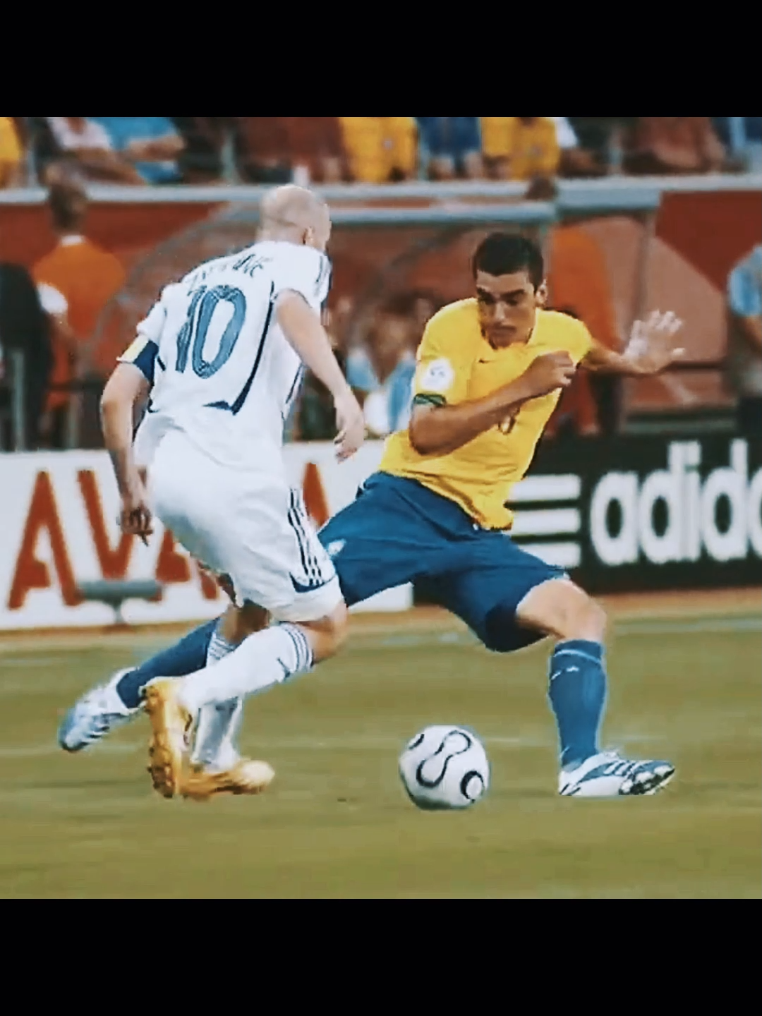 Zidane - Pure Elegance #football #futebol #futbol #zidane #skills #foryou