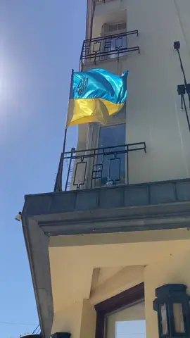 In the beautiful city of Lviv, Ukraine 🇺🇦🇺🇦🇺🇦🇺🇦🇺🇦🇺🇦🇺🇦 #lviv #ukraine #travels #flag #wind #Love #peace  #beautifuldestinations #uktoukraine #slavaukraine 