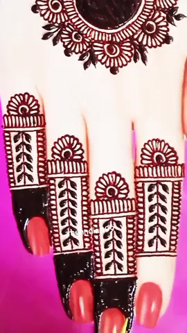 beautiful gold tikki mehndi design back hand #easymehndidesign #simplemehndidesign #mehndidesignbackhand #mehndilove #viral #bailmehndi #beautifulmehndidesign #hennalove #haldicermony #mehndidesign2024 #foryou #trendingmehndi #jewellerymehndidesign #mehandikadesign  #mehandikadesign