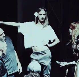 Cara looked amazing at this fashion show #caradelevingne #caradelevingneedit #model #SuperModel #topmodel #vibes #aesthetic #vibes #show #fashionshow #fashion #modelwalk #fypシ゚viral #foryoupageofficiall #foryourpage #fypage #edit 