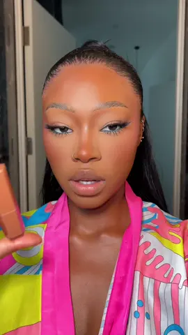 @maccosmetics chestnut liner  @Anastasia Beverly Hills warm taupe lipstick  @Fenty Beauty sorta selfish gloss bomb stick Fenty lip oil fro$ted bunz