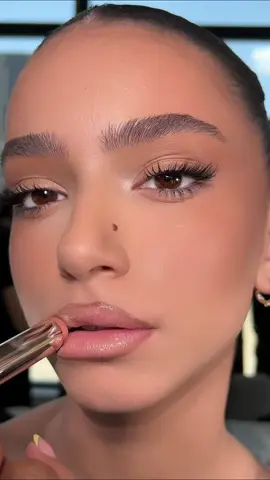 @Sephora Deutschland @Fenty Beauty  New @fentybeauty GLOSS BOMB STIX & TRACE'D OUT lip liners - Combo that we used : 1. Brown'd out 08 + Rubbabandz 05 + Fenty glow 03 2. Pnut butta 04 + Two'lip kiss 02 3. Coal Blooded 09 + Hot Chocolit 09 4. Extra Thigh 06 + Sorta $elfish 07 5. Riri 01 + Is it fu$$y 04 6. The MVP 10 + The MVP 10 - Available @sephoradeutschland #glossbomb #fentylips #lipcombo #fentylipcombo 