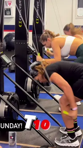 Slowed it down to end the video in style with a cute crew. #FitnessSnob #CrewSocks #Style #GymTok #SummerStyle #Fitness #FitnessMotivation #F45