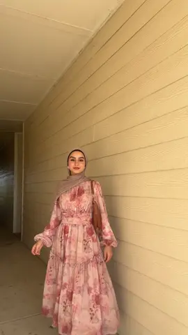 Love this dress 🌺✨ #fyp #hijabi #OOTD #foryou #dress #modestfashion 