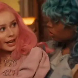 a amizade delas era tão linda e verdadeira... 🩷💔 #descendants #descendantstheriseofred #theriseofred #descendentes #descendentesaasensãodecopas #descendants4 #descendentes4 #descendants #bridget #rainhadecopas #redqueen #ella #cinderella 