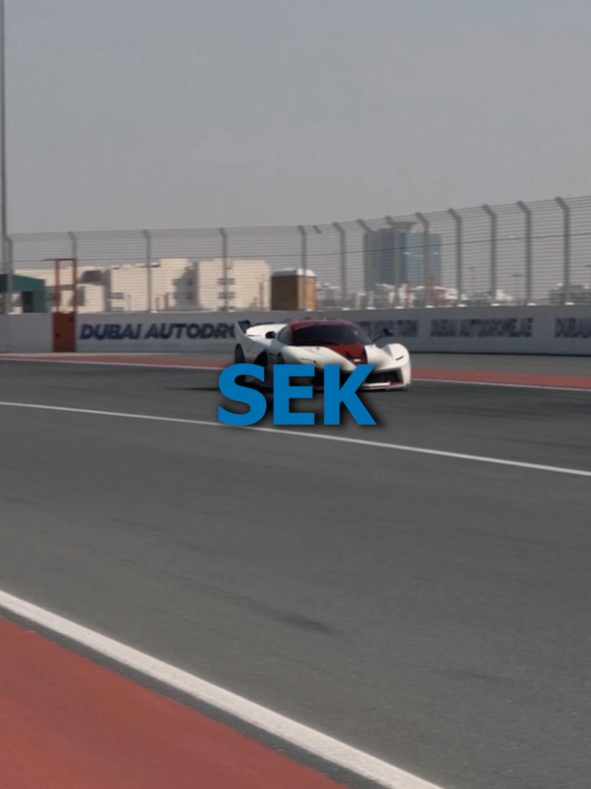 Te recito un poema.. • • • • • #ferrari #fxx #fxxkevo #v12 #laferrari #enzo #historia #turbo #carrera #motivación #discipline #frasesmotivadoras #autosdeportivos #autosclasicos #carrosdeportivos #frasesinspiradoras #milionario #mentalidadmillonaria #gymbro #controlmental #controlemocional #estoicismo #cars #fyp #Viral #carspotting #longervideosontiktok #longvideo