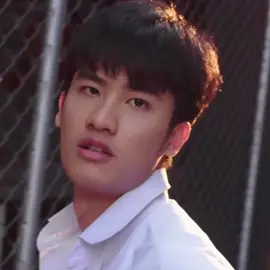 Let's bring back this possessive guy 🫠🧎 #tawan_v #newwiee #darkbluekiss #fypシ #taynew #petekao 