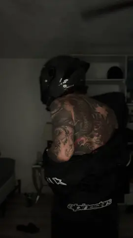 Bring your love to my place 🩶 . . . . . . . . . . . . . . . . . . . . . . . . . . . #bookgirl #bikepor #booktokgirlsbelongtobikerboys #moto #backpack #tattedbiker #tattoo #motorcycle #bikerboy #yamaha #yamahar6 #foryourpage #fypage #fypシ゚viral #booktoker #alpinestars 