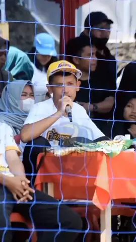 pukulan si anak terbang surya limbad bersama komentator ter hits dyan azux #voli  #volleyball  #voliamoneiperte  #voliindonesia  #volitarkam 