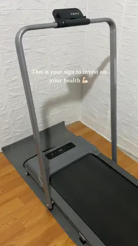 Workout anytime of the day, Rain or Shine! 💪🏻 Invest on your health, link on the yellow basket 🛍️🛒 #treadmill #walkingpad #walkingpadathome #fyp 