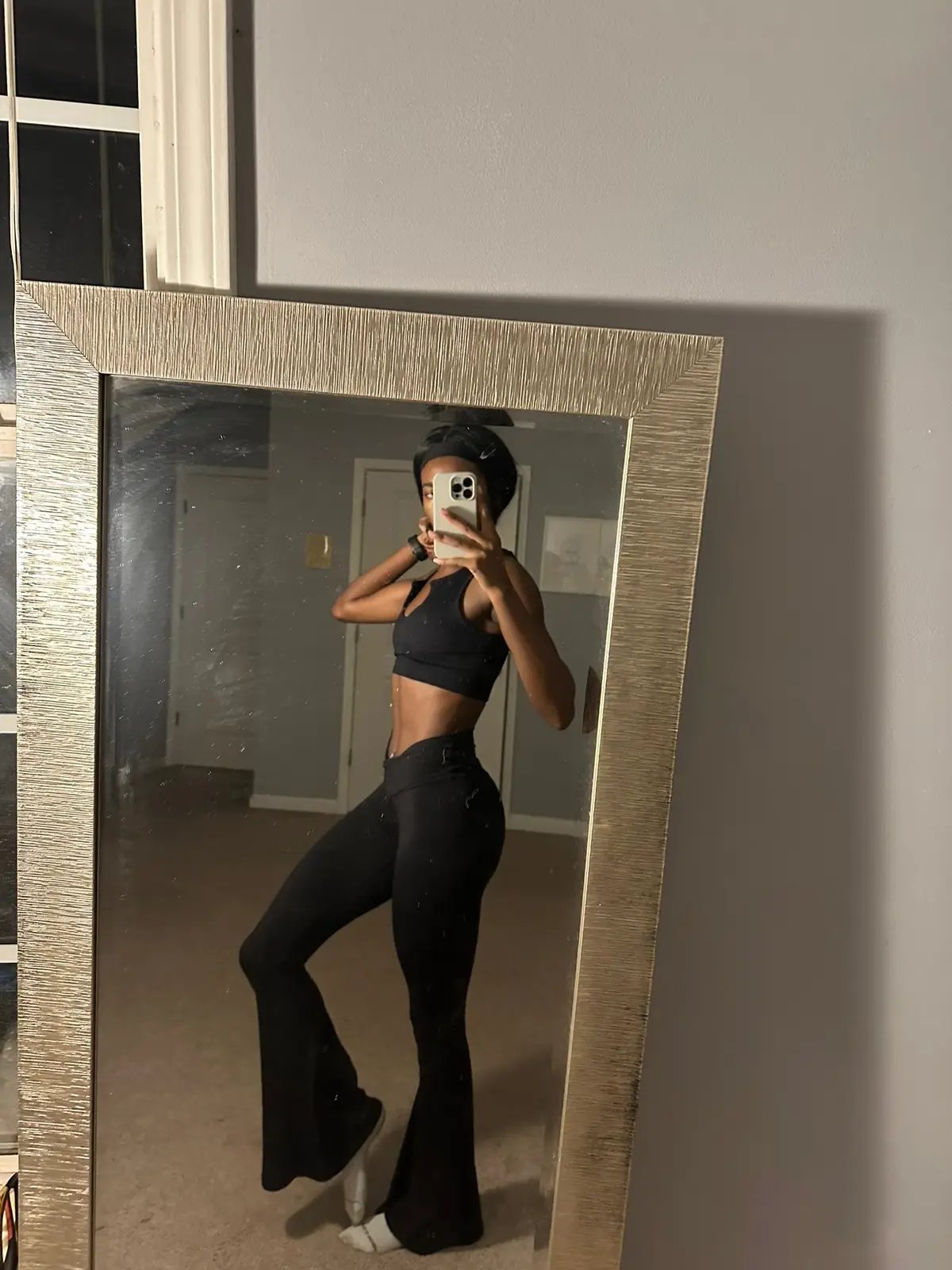 looking for my waist have you seen her??? #fyp #gym #GymTok #gymgirlsoftiktok #waist #abs #coreday #legday #progress #growth 