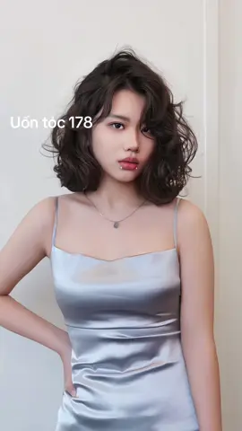 Cùng học tập và chia sẻ kĩ thuật uốn tóc video 178 #uontoc #uontocxuhuong #uontocdep #uontocxinh #tochottrend 
