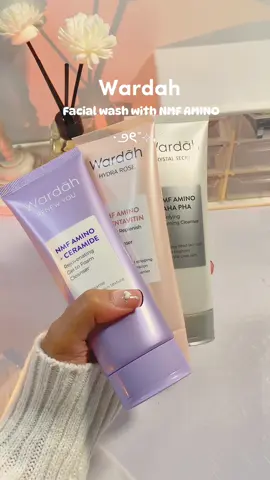 Yg baru dari @Wardah Beauty Official 😍 exclusively formulated on our 3 curated facial wash, for your specific needs (brightening, anti-aging & skin barrier repair)  #facialwash #rekomendasiskincare #nmfamino #wardahbeauty #rekomendasifacialwash #bercuanbersamaparagon #skincaretips #fyp #promoguncang77 #paydaysale 