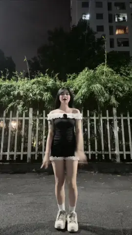 Ai bảo tui đào lại nhạc cổ =)))