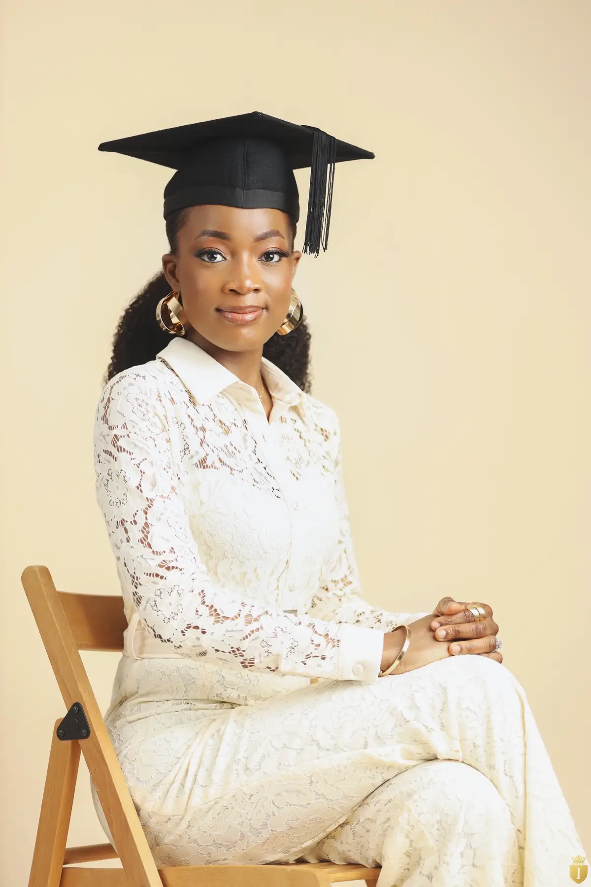 MSc Cybersecurity and digital forensics with Distinction in the bag 🎓 The last 1.5 years has been filled with experiences I will hold on to forever and I have Almighty God to thank for, my sweet loving, ever supportive darling husband, my sweet family, my good friends and my resilient self.  I am indeed a blessed girl. I looked forward to my graduation day so much and it was just so perfect! Filled with love and happiness. God is great! I am so happy about this.  (YouTube fam will get a story time later 🥹) My photos were taken by @impressivphotography_  your patience and level of professionalism is very impressive. Thanks for taking these beautiful shots