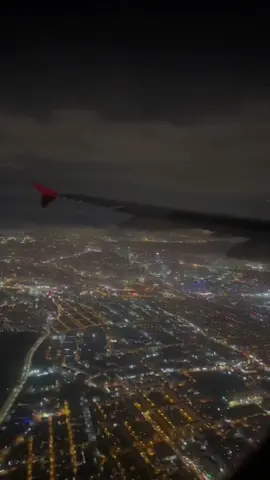 #kesfet #türkiye🇹🇷 #fypage #keşfet #foryourpage #trend #trending #storilikvideolar📌 #fyppppppppppppppppppppppp #ucak #uçakyolculuğu #gecestoryleri #viralvideo #viraltiktok 