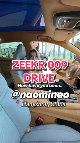 MASSAGE CHAIR CAR SEAT?!?! All I can think about is a very comfortable road trip in the ZEEKR 009 to Malaysia I #EVS #zeekr #zeekrsingapore 
