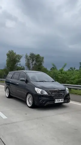 Peaceful🫶🖤.                                                  #2kd #2kdftv #fypシ #innova2kd #dieselindonesia #innovadiesel #innovamodifikasi #toyotainnova #2kdnoshit #fypdonggggggggg #innova #viral #fyp #TikTokPromote #cumidarat #berandatiktok #xyzbca #ukworks #cinematicdiesel #viraltiktok #enkeispider #innovamodified 