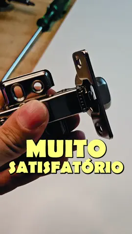 Como instalar dobradiça com amortecedor!! 🔺️ Armário Planejado Banheiro PT. 4 ___________________ 🏷TAGS #marcenaria #facavocemesmo #dobradicas #comoinstalar #comofazer #DIY 