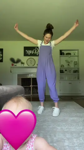 My hype girl ✨🤗🤣 we love halara! Too bad they dont have baby/toddler wear to match😆😋 @Halara_official #halara #halaraeveryday #halaragirls #halaratiktokshop #joggers #tiktokshop #viral #viralhalaraoveralls #tuesdayvibes #mommysgirl #momtok #momsbelike #momlife #contentcreator 