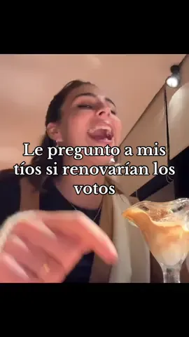 ¿Renovarían los votos ustedes? 😂 tw:sashaprachas