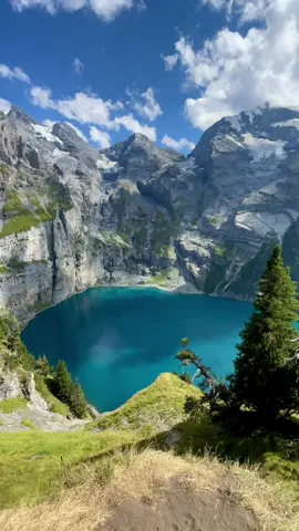 Lakes in Switzerland ✨😍🇨🇭 #switzerland #swissaround #tiktoktravel #nature #landscape 