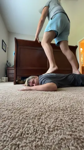 It normally cracks more but enjoy✨ also if have every stepped on my back, thank you🤝@Jake McBroom 