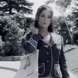 #CARLASANTINI you don’t have a dad 🫢 #confessionsofateenagedramaqueen #confessionsofateenagedramaqueenedit #meganfox #meganfox #carlasantiniedit #fyp #foryou #foryoupage 