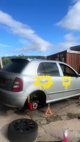 Scrappy survivor 🫳🏼 #fypシ #tiktokcarscene #scottishcarscene #cartok #portcarscene #carsoftiktok #fabiavrs #PD130 #feltspec #crailraceway