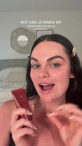 Completely understand why this BB cream is Amazon’s #1 bestseller 🤩 gorgeous coverage with amazing UV protection…get yours on Amazon for under $10! @Missha US  #MisshaPartner #bbcream #spf #musthavespf #sunscreenreview #naturalmakeup #kbeauty #kbeautymusthaves #koreanmakeup