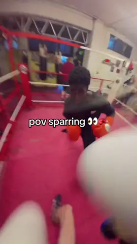 Ayo pass the controller 😭🙏 (via @boxingpov) #sparring #boxingtok #boxing 