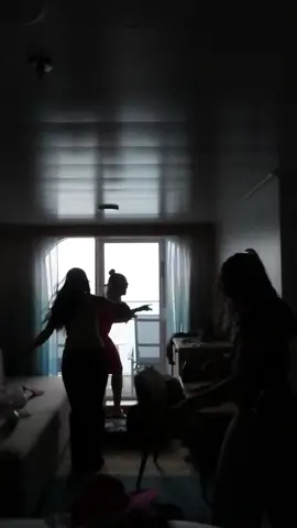 come w/ us to the Bahamas (part one) 💘  @Ashley Cruz @Erika Naranjo @Mel Locke @teresaofoia @christinakimdavis_ #cruise #thegirls 