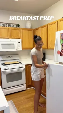 Drop your favorite meal prep ideas in the comments!🍳🫐✨ #mealprep #mealideas #toddlermeals #mom #sahm #realisticmomlife #momhacks #toddlermealideas #fyp #momcontent #toddlermom #momlife #breakfastideas #momof2 #motivation 