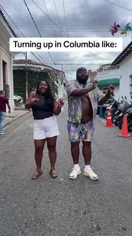 We outside in Columbia 🤣 #reaction #hilarious #couplecomedy #dance #dancemoves #husbandwife #columbia #foryoupage 