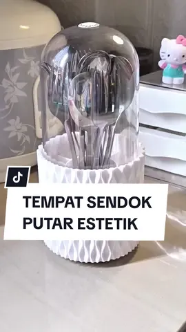 Anti Debu Simpan Sendok Pake ini aja bebku, Bisa berputar Dan aman dari kotoran 🥰 Yuk Cek Out Sekarang #fyp #tempatsendokgarpu #tempatsendokestetik #tempatsendokputar #wibgajian #wibgajiansale #belilokal #raksendok #setsendokgarpu 