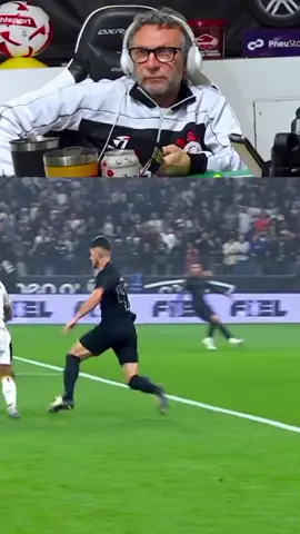 TITULAR E MOSTRANDO SERVIÇO!  Hugo Souza apresenta seu cartão de visitas pelo Corinthians e faz uma defesa espetacular cara a cara com Barreto. Ele ganhou a vaga de Donelli na primeira escalação de Ramón Díaz como técnico do Coringão  📽️ Premiere #Corinthians #Criciuma #Futebol #Brasileirão #HugoSouza #RadioCraqueNeto #CraqueNeto 