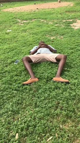 Some girlfriends be like 😂😂😂 #comedyvideo #Running #funny #funnyrelationship #king_of_spades16 