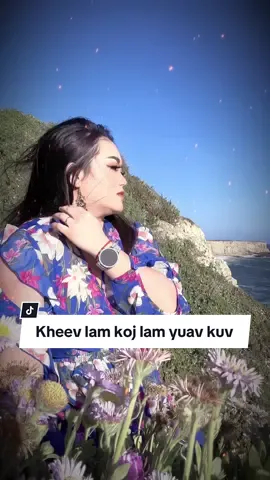 Thaum ntawv koj lam yuav kuv hehehehehe #california #usa #nkaujhmoobnoohaitiktok @꧁•⊹٭𝚇𝚒𝚊-𝚁𝚎𝚎𝚗𝚊٭⊹•꧂ #public 