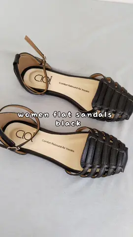 Cantik banget sandalnya😍 yang mau samaan cek keranjang ya🛒🛒 #rekomendasisandal #sandal #sandalwanita #sandalmurah #sandalviral #sandalcloiadl0771 #cloi #sandalflat #sandalteplek 
