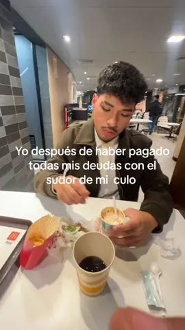 Son cositas🤭 @MacDonald's #humor #viral #deudas #suggardary🤣 #grindr #taylorswift #fyp #peru #macdonalds 