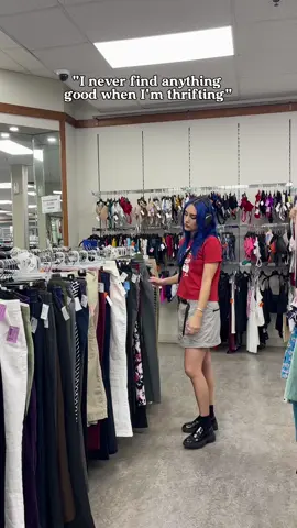 you gotta LOOK 🫵🏼🙂‍↕️ 3 Tips for Thrifting ↓ 1. Have both hands available so you can really look! It's not like you're at a store that is curated to your style or current trends, so amazing pieces might be hiding! 2. Find inspo beforehand, whether that scrolling Pinterest or your favourite fashion creator's page. This way you'll have a few ideas before going into it! 3. Make a list of a few types of pieces you're currently missing in your wardrobe (ex. baby tee's & a warm jacket). This way you'll be less overwhelmed by the amount of clothing, especially in warehouse thrifts/bigger shops. Happy hunting! #thrift #thrifting #thrifted #thriftshop #thrifthaul #thrifttok 