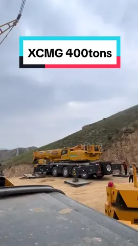 #XCMG 400tons，Install the counterweight，How many tons do you think it weighs?#crane #кран #usedcrane  #usdcar If you like Chinese crane, please contact me.#chinacrane 