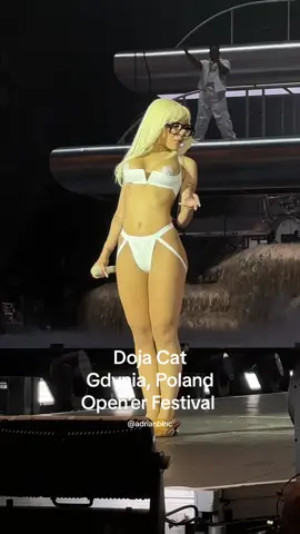 #opener #dojacat #openerfestival #poland #paintthetownred #scarlet #scarlettour #rap #rapper  #festival #dc #fypage #concert @Doja Cat @Open’er Festival  